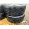 Image 9 : (4) NOKIAN 275/55R20 STUDDED TIRES & RIMS