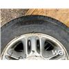 Image 6 : (4) CONTINENTAL TOURING CONTACT 195/60R15 TIRES &