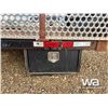 Image 7 : 1 TON TRUCK DECK WITH 5TH WHEEL HITCH