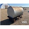 Image 3 : 500 GAL DIESEL FUEL TANK WITH STAND