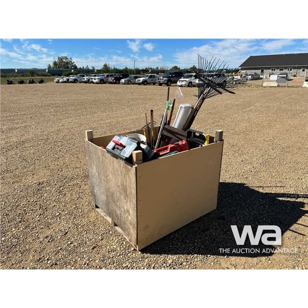 WALL TEXTURE MACHINE C/W HOPPER, HAND TOOLS