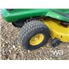 Image 12 : JOHN DEERE LT133 LAWN TRACTOR