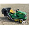 Image 2 : JOHN DEERE LT133 LAWN TRACTOR