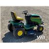 Image 3 : 2018 JOHN DEERE E130 42 IN. LAWN MOWER