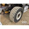 Image 21 : 2000 IHC EAGLE 9400I T/A SLEEPER WINCH TRACTOR