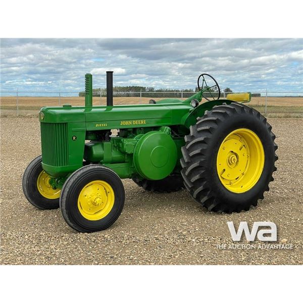 JOHN DEERE R 2WD ANTIQUE TRACTOR