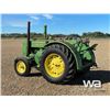 Image 4 : JOHN DEERE D 2WD TRACTOR