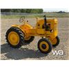 Image 2 : JOHN DEERE LI 2WD ANTIQUE TRACTOR