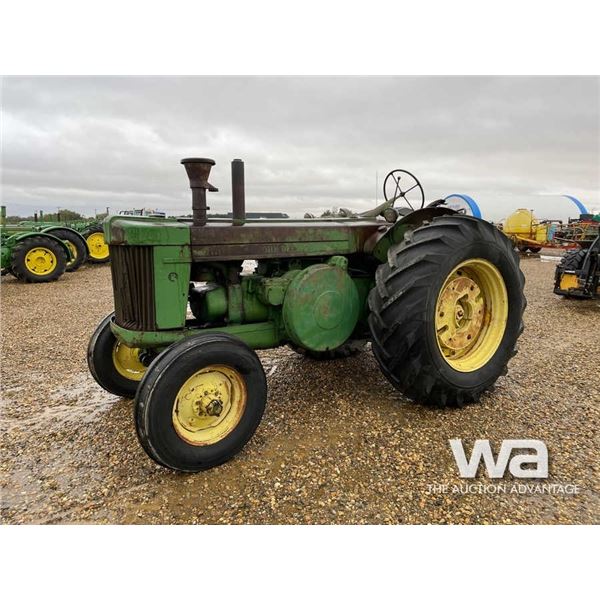 JOHN DEERE R 2WD TRACTOR