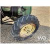 Image 13 : JOHN DEERE D 2WD TRACTOR