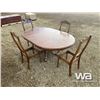 Image 3 : WOODEN DINING ROOM TABLE W / 4 CHAIRS
