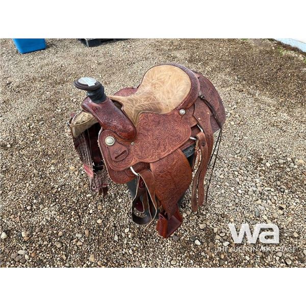 LONGHORN 15.5" WESTERN SADDLE