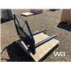 Image 3 : (UNUSED) SKID STEER PALLET FORKS