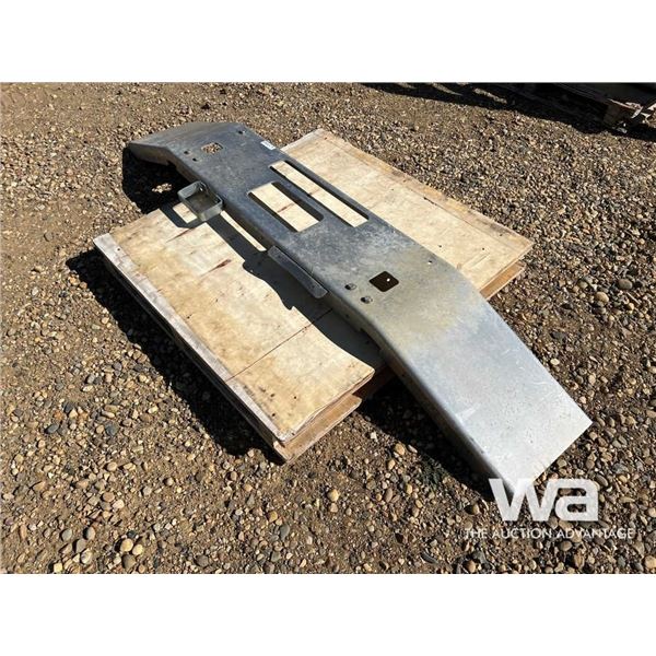 KENWORTH T800 BUMPER