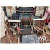 Image 25 : 2007 KENWORTH T800B TRIDRIVE SLEEPER WINCH TRACTOR