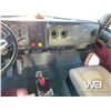 Image 8 : 1989 IHC TRANSTAR 9300 T/A FUEL TRUCK