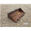 Image 2 : JOHN DEERE T72 72" TOOTH BUCKET