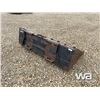 Image 3 : JOHN DEERE T72 72" TOOTH BUCKET