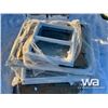 Image 4 : PALLET OF EXTERIOR WINDOWS