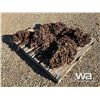 Image 3 : PALLET OF TRIPLE RAIL TIRE CHAINS