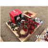 Image 2 : CHRISTMAS WREATHS & STOCKINGS