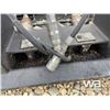 Image 6 : JOHN DEERE BL9 9 FT HYD ANGLE SNOW BLADE