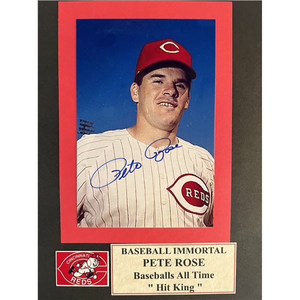 Pete Rose signed photo