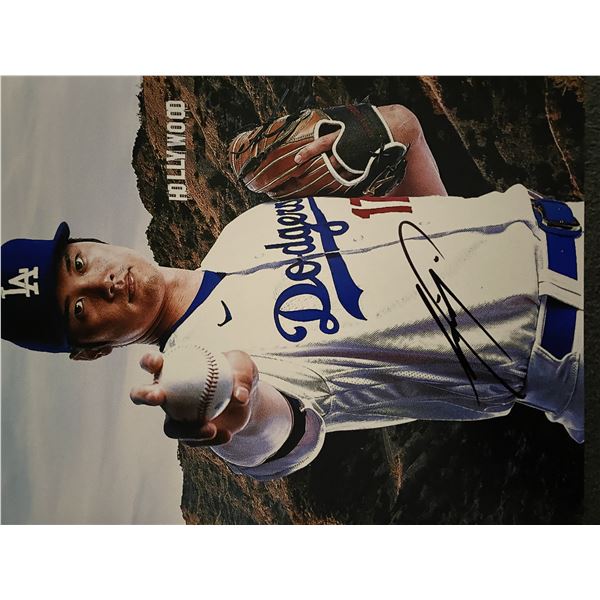 LA Dodgers Shohei Ohtani signed photo