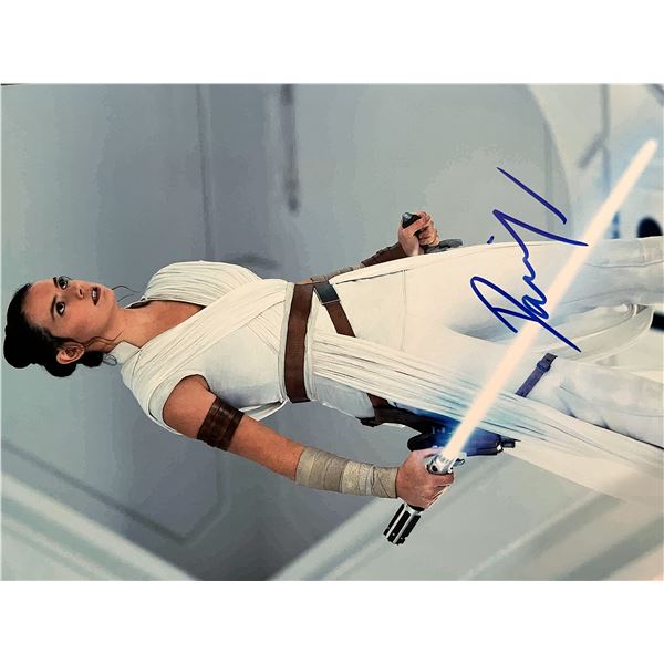 Star Wars Daisy Ridley signed movie photo