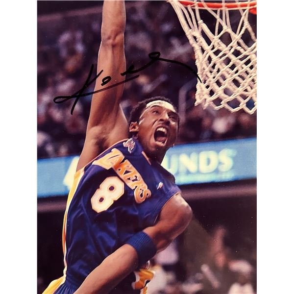LA Lakers Kobe Bryant signed photo