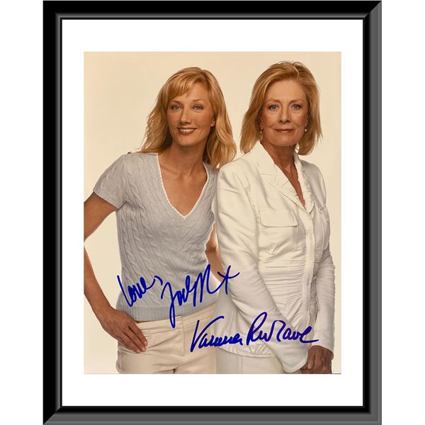 Nip/Tuck signed photo autographed by Joely Richardson and Vanessa Redgrave. 8X10 Inches