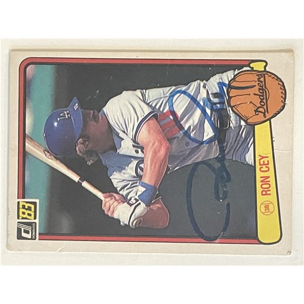 Los Angeles Dodgers Ron Cey 1982 Donruss #84 signed trading card
