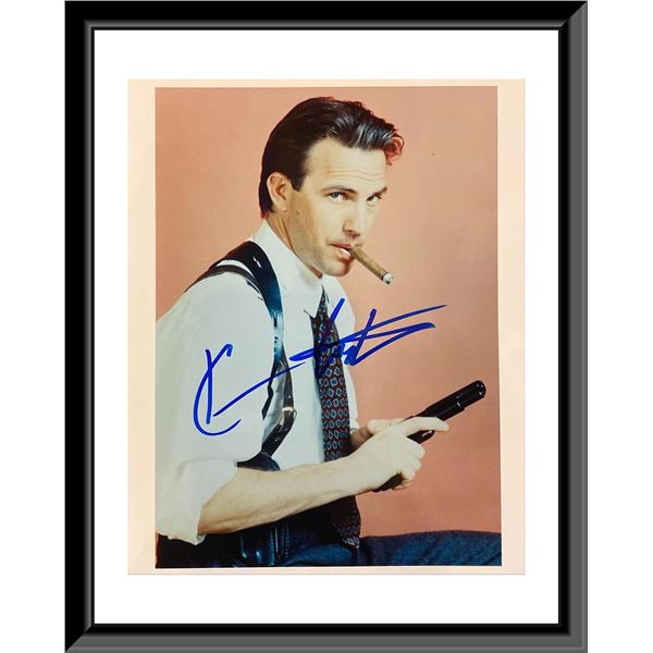 Kevin Costner Signed Photo. 8x10 inches