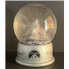 Image 1 : Paramount Pictures snow commemorative snow globe