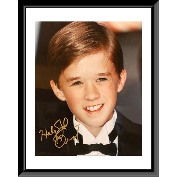 Haley Joel Osment signed  photo. 8X10 Inches