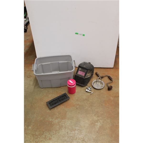 Plastic Tote 21'' x 12'' x 15'', Welding Mask, Hanging Bird Feeder, Water Bottle, Vent Cover, Manual