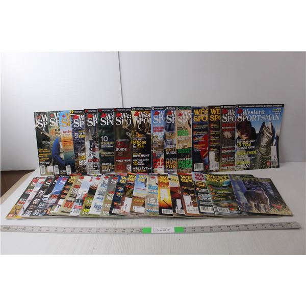 (35) Western Sportsman Magazines & 2003 Catalogue