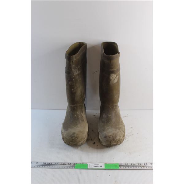 Dunlop Steel Toe Rubber Boots - Size 11.5''