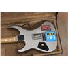 Image 7 : *Electric Guitar and Case 41'' x 15'' - As Is
