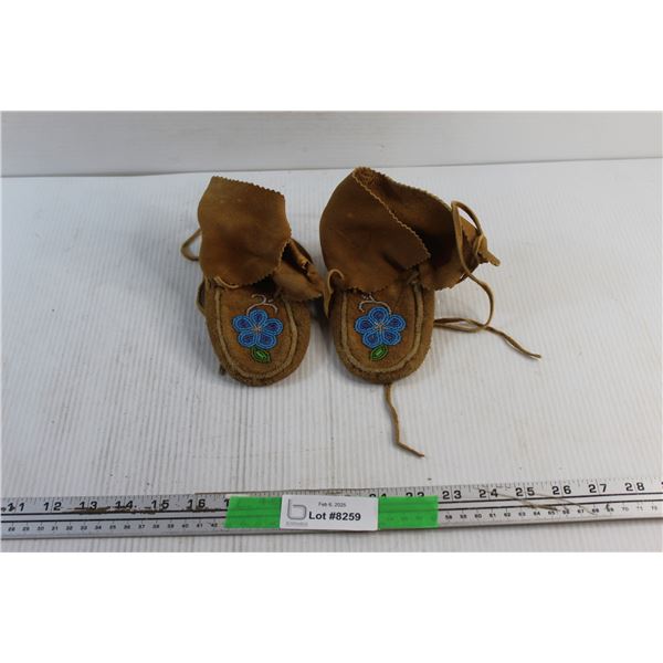 Suede Leather Kids Moccasins - Size 6''