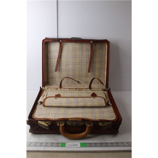 Vintage Averson Leather Suitcase, As Is. Musty Smell 18.25" Long x 13.75" Tall x 7.25" Wide