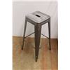 Image 3 : *Metal Bar Stool 29'' x 12'' x 12''
