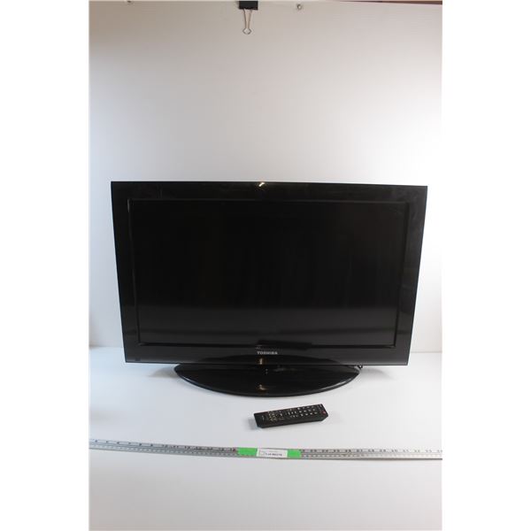 *Toshiba 31'' Flat Screen Plasma TV with Remote - Tested