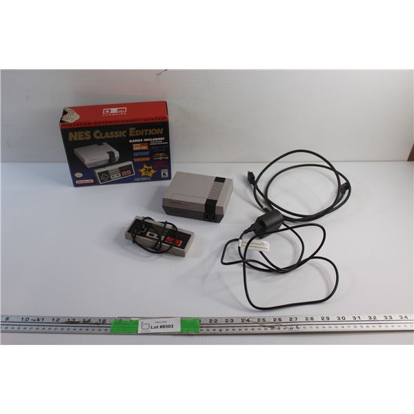 Nintendo Entertainment System NES Classic Edition Gaming Console and Accessories - Tested