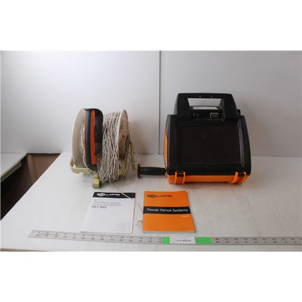 Gallagher Portable Solar Fence Energizer, Consigner States Working and Roll of Wire