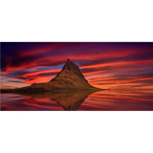 Iceland: Land of fire and ice Northern Lights, Blue Lagoon, and Golden Circle Tours, 5-Night Stay fo