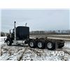 Image 4 : 2013 KENWORTH T800 TRI DRIVE SLEEPER TRUCK TRACTOR