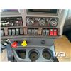 Image 25 : 2025 KENWORTH W990 T/A SLEEPER TRUCK TRACTOR