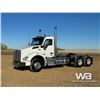 Image 1 : 2025 KENWORTH T880 T/A DAY CAB TRUCK TRACTOR