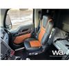Image 10 : 2023 KENWORTH T880 T/A SLEEPER TRUCK TRACTOR